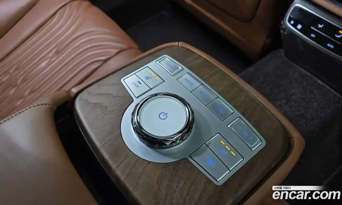 Genesis G80 2023 2.5 Автомат в Москве № 1466960, фото 19