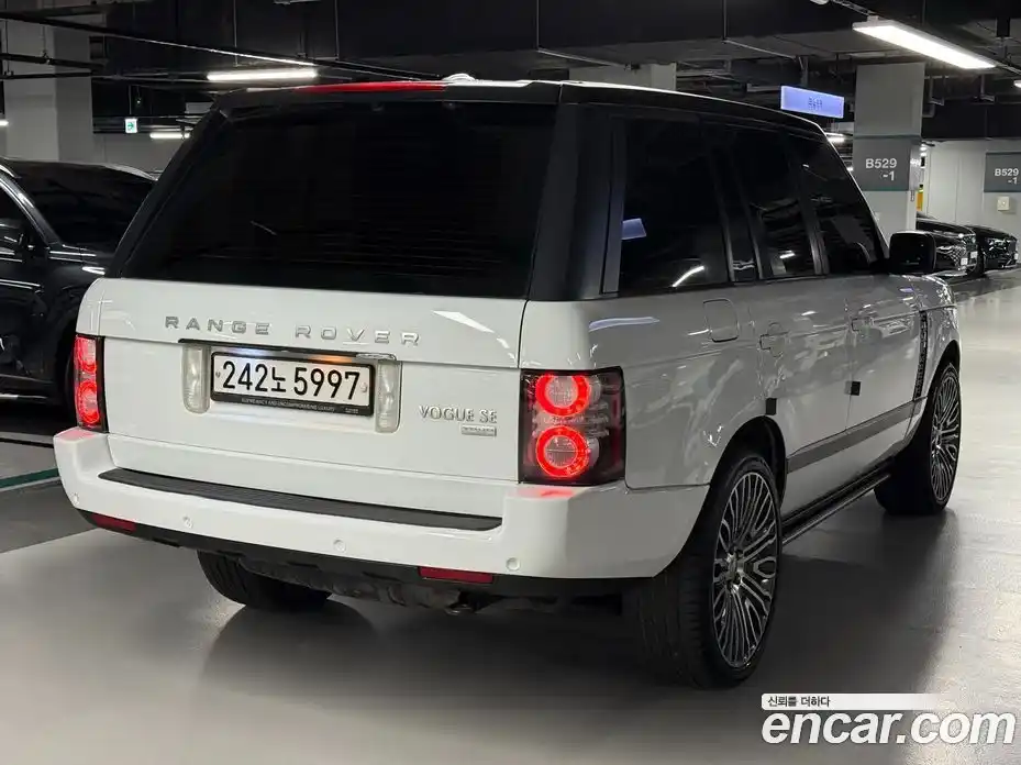 Land Rover Range-Rover 2012 4.4 гидро в Москве № 1475214, фото 3