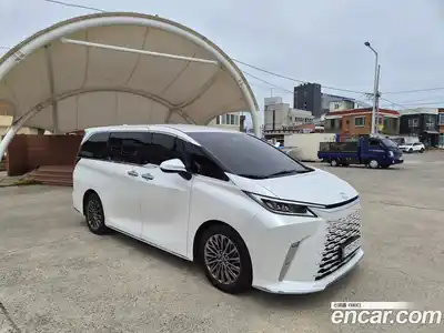 Lexus LM 2025 2.4 гидро в Москве № 1476163, миниатюра 8