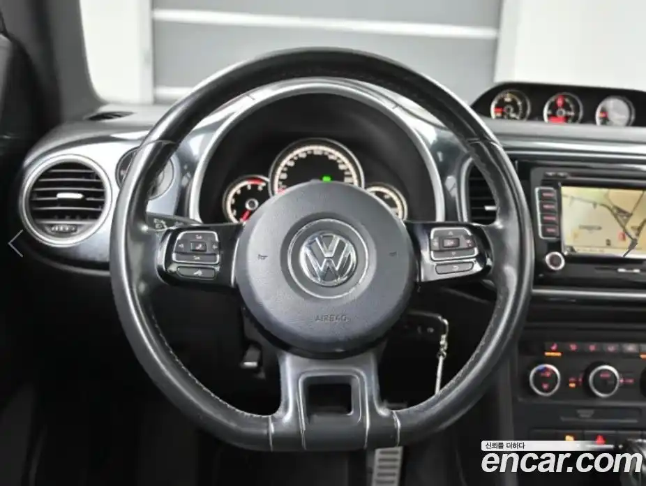 Volkswagen Beatle 2012 2.0 гидро в Москве № 1476655, фото 13