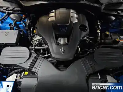 Maserati Ghibli 2021 3.0 гидро в Москве № 1477732, миниатюра 10