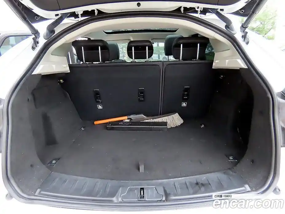 Jaguar E-Pace 2019 2.0 гидро в Москве № 1477803, фото 17