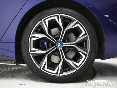 BMW i4 2023 0.2 гидро в Москве № 157620, миниатюра 5