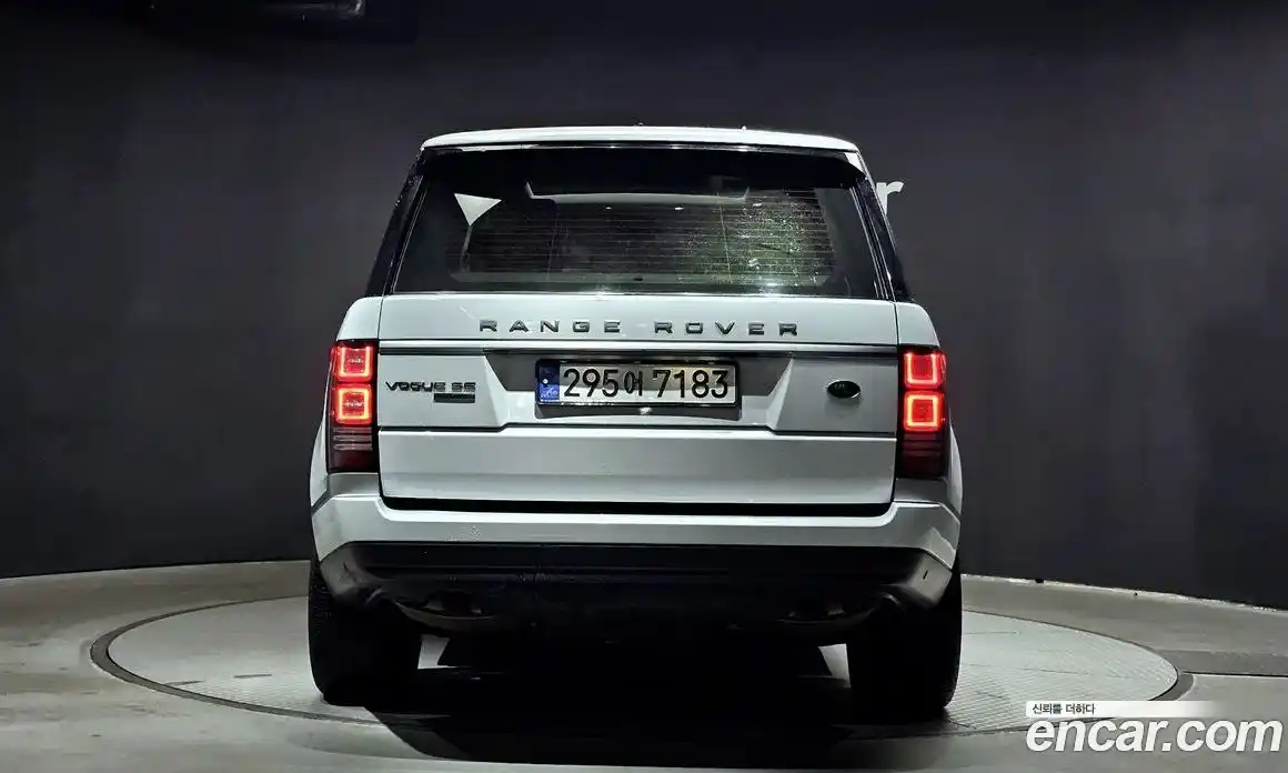 Land Rover Range-Rover 2014 5.0 гидро в Москве № 166142, фото 4