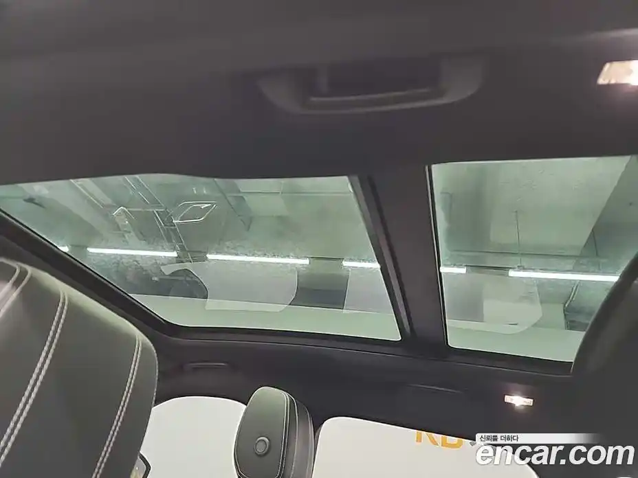 Land Rover Range-Rover Velar 2018 3.0 гидро в Москве № 166624, фото 14