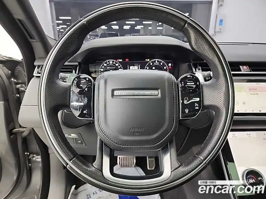 Land Rover Range-Rover Velar 2018 3.0 гидро в Москве № 166624, фото 9