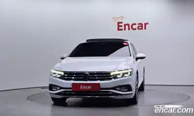 Volkswagen Passat 2022 2.0 гидро в Москве № 168549, миниатюра 3