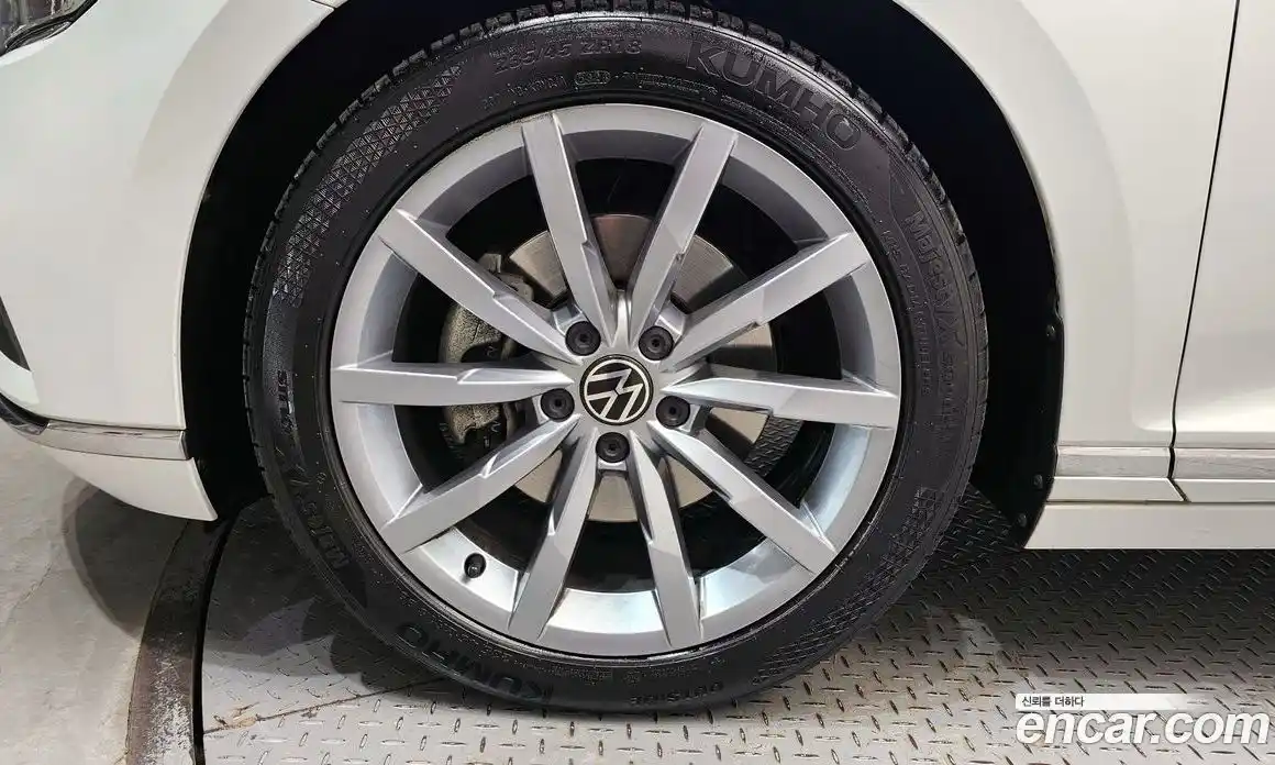 Volkswagen Passat 2022 2.0 гидро в Москве № 168549, фото 5