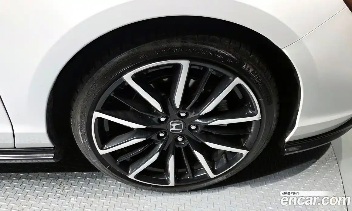 Honda Accord 2023 2.0 гидро в Москве № 170442, фото 4