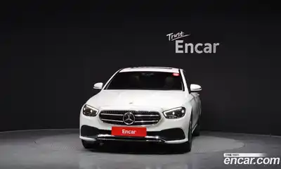 Mercedes-Benz E-Class 2021 2.0 гидро в Москве № 178724, миниатюра 3
