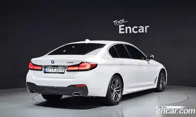 BMW 5-Series 2023 2.0 гидро в Москве № 191652, миниатюра 2