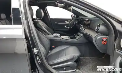 Mercedes-Benz E-Class 2022 1.9 гидро, миниатюра 11