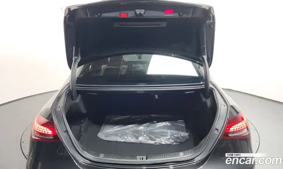 Mercedes-Benz E-Class 2022 1.9 гидро, фото 20