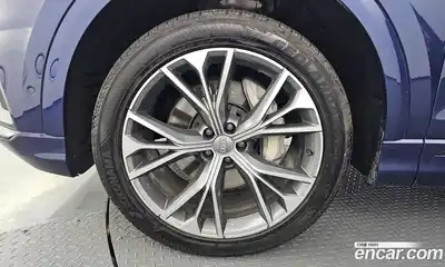 Audi Q8 2021 3.0 гидро в Москве № 196522, миниатюра 5