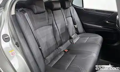 Lexus ES 2019 2.5 гидро в Москве № 198742, миниатюра 12
