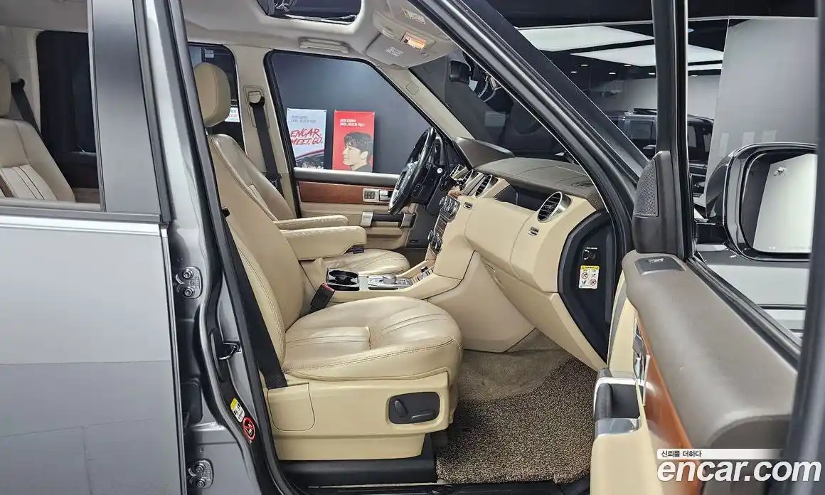 Land Rover Discovery 2016 3.0 гидро в Москве № 211015, фото 12