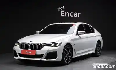 BMW 5-Series, 2022