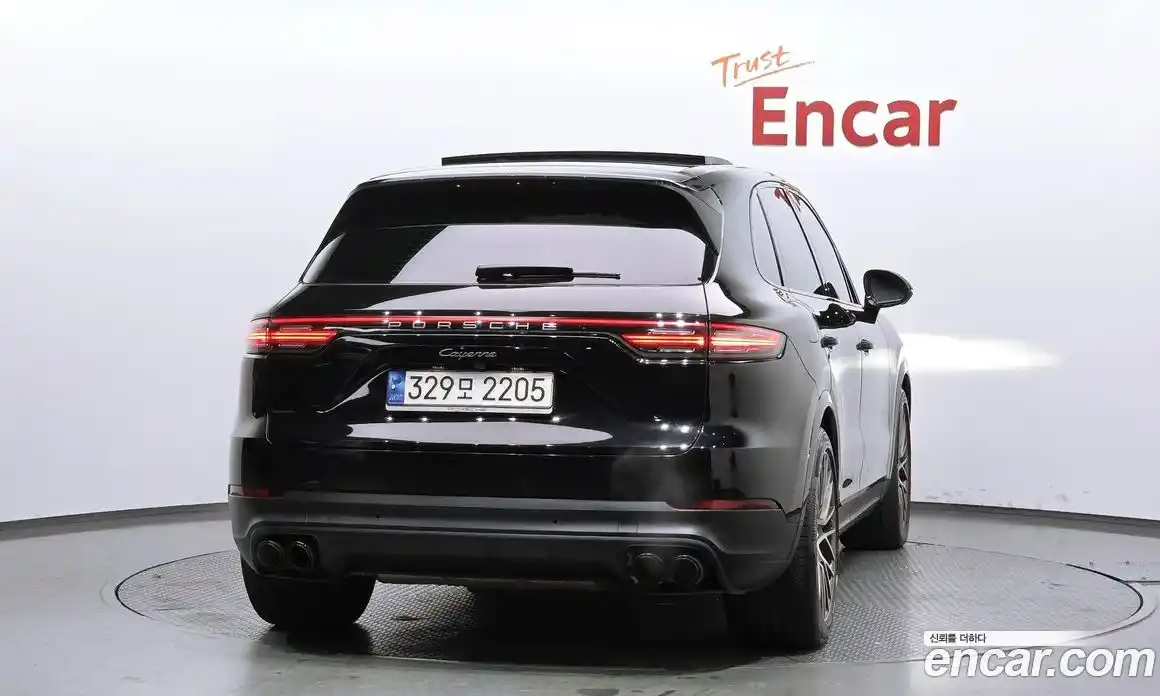 Porsche Cayenne 2023 3.0 гидро в Москве № 213143, фото 4