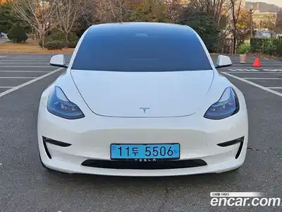 Tesla Model 3, 2021