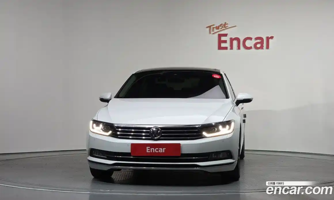 Volkswagen Passat 2018 2.0 гидро в Москве № 215137, фото 3