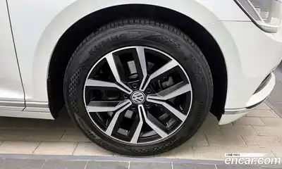 Volkswagen Passat 2018 2.0 гидро в Москве № 215137, миниатюра 5