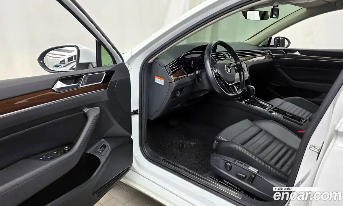 Volkswagen Passat 2018 2.0 гидро в Москве № 215137, фото 10