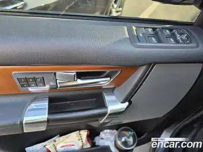 Land Rover Discovery 2016 3.0 гидро в Москве № 231362, миниатюра 3