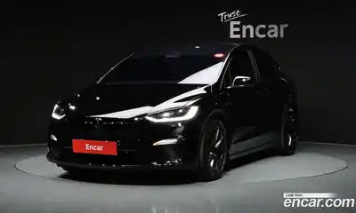 Tesla Model X, 2023