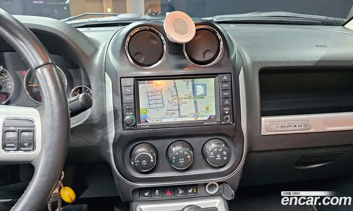 Jeep Compass 2015 2.4 гидро в Москве № 232641, фото 15