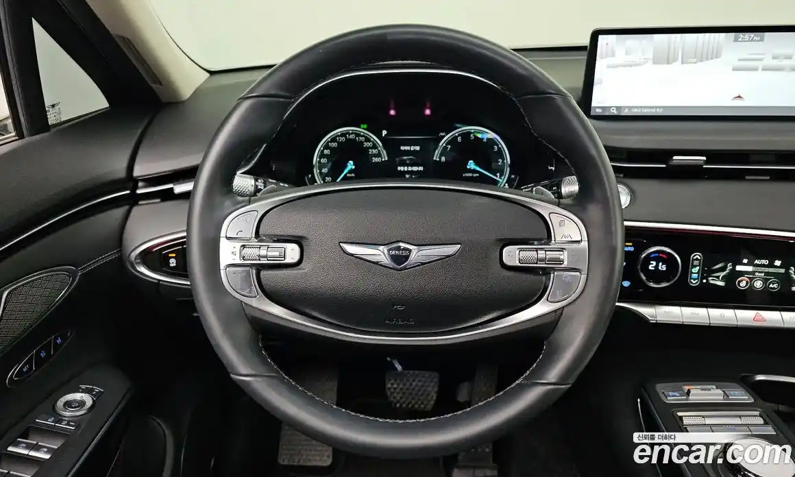 Genesis GV70 2022 2.5 гидро в Москве № 23579, фото 13