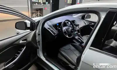 Ford Focus 2015 2.0 гидро в Москве № 255528, миниатюра 10