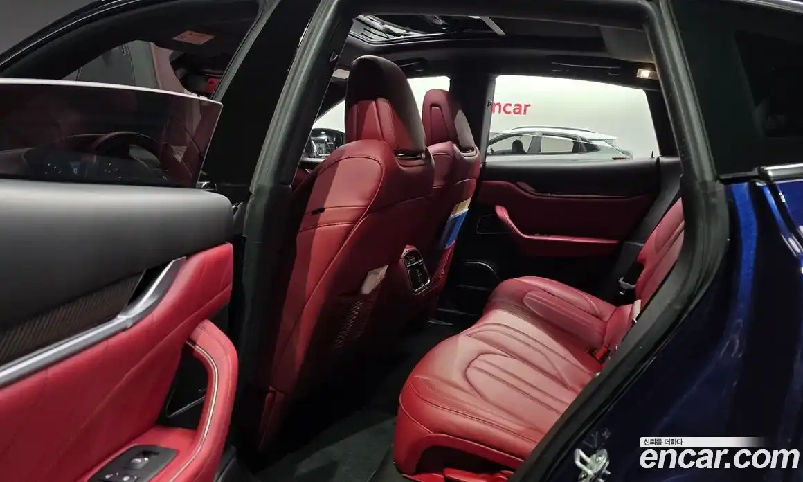 Maserati Levante 2019 3.0 гидро в Москве № 283038, фото 12