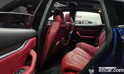 Maserati Levante 2019 3.0 гидро в Москве № 283038, миниатюра 12