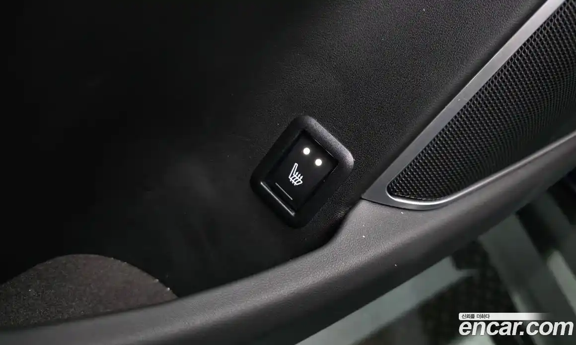 Maserati Levante 2019 3.0 гидро в Москве № 283038, фото 16