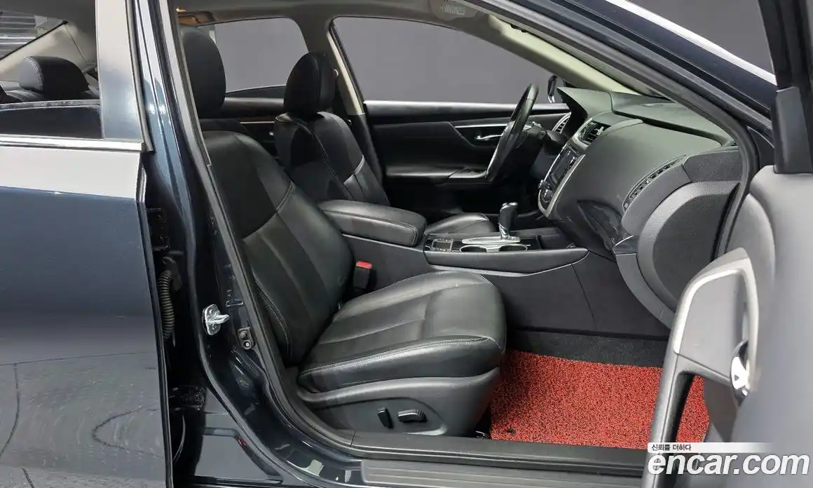 Nissan Altima 2017 2.5 гидро в Москве № 285048, фото 10
