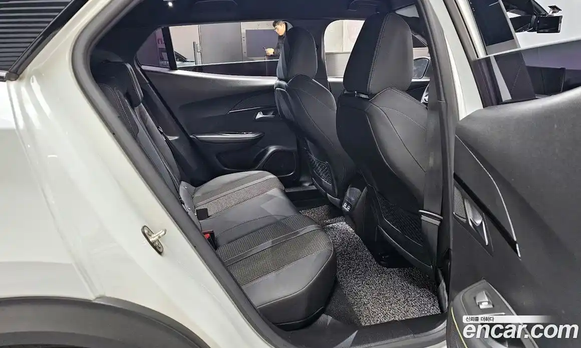 Peugeot 2008 2021 1.5 гидро в Москве № 320531, фото 12