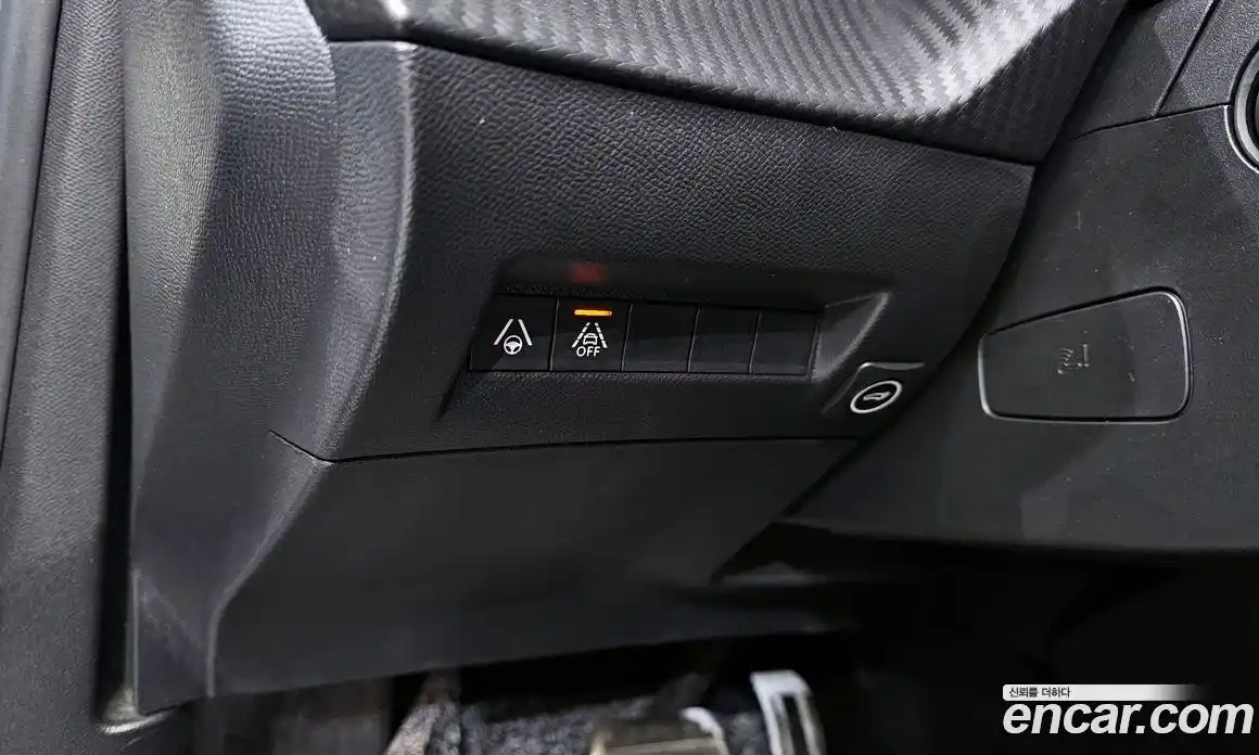 Peugeot 2008 2021 1.5 гидро в Москве № 320531, фото 17