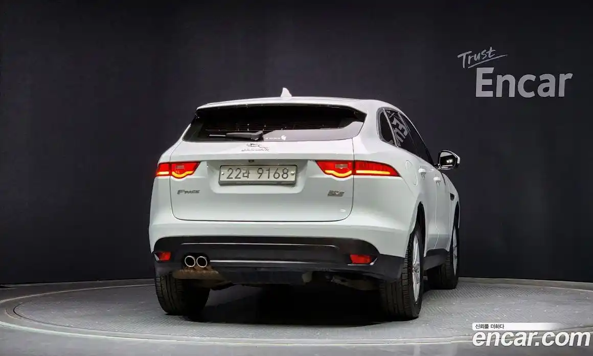 Jaguar F-Pace 2018 2.0 гидро в Москве № 335810, фото 4