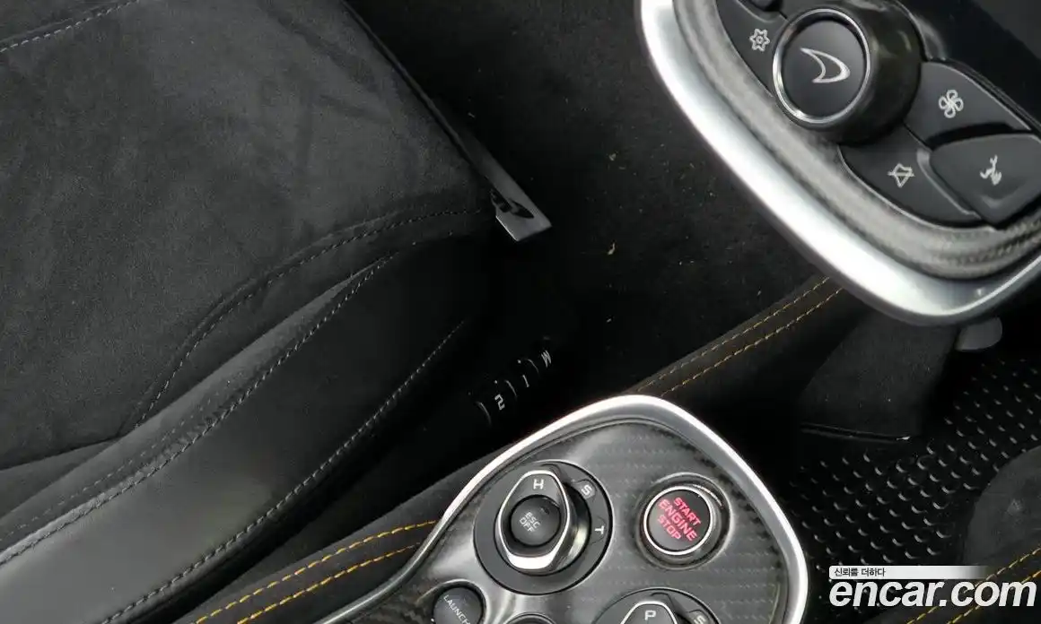 McLaren 600LT 2019 3.8 гидро в Москве № 366101, фото 12