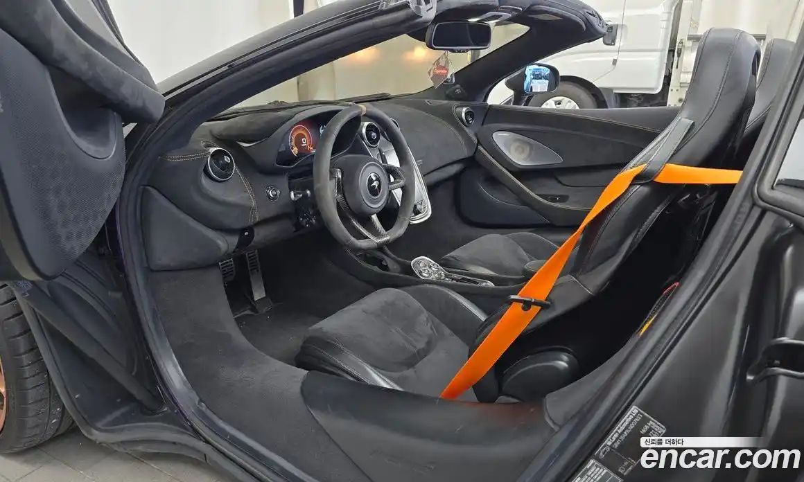 McLaren 600LT 2019 3.8 гидро в Москве № 366101, фото 10