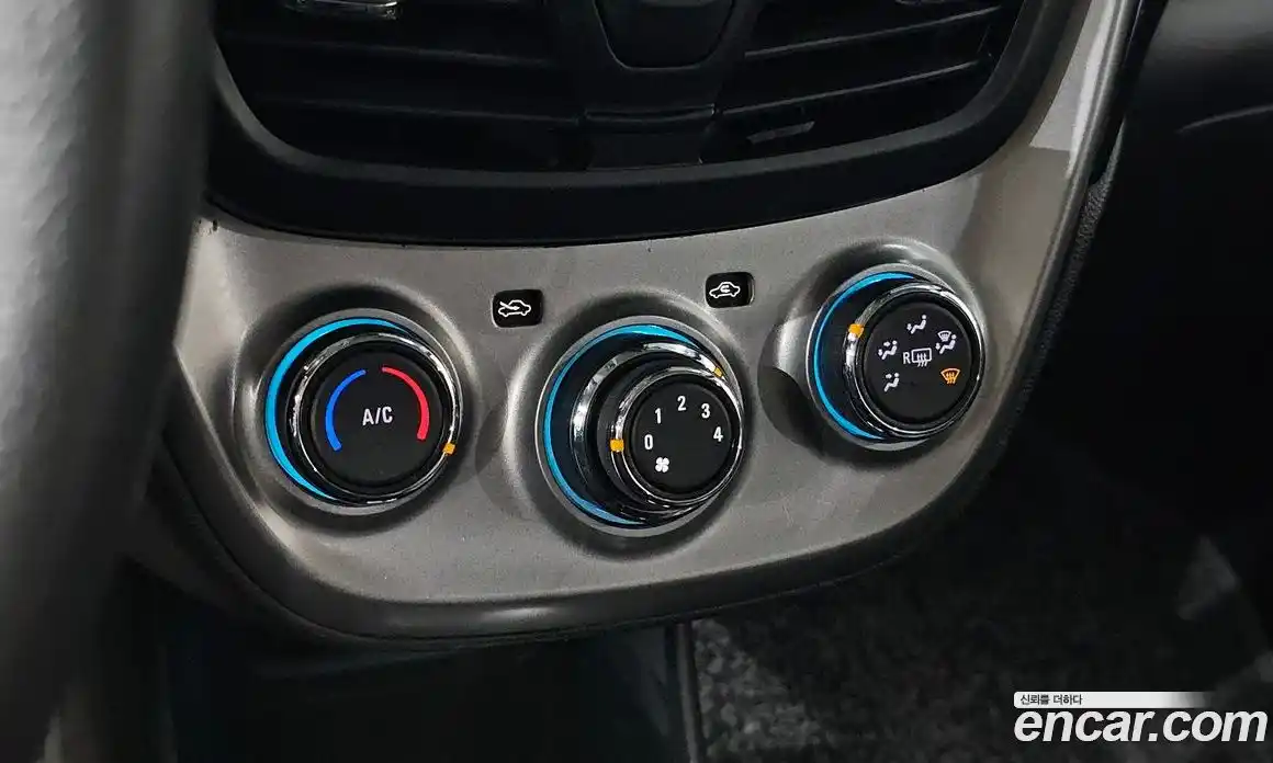 Chevrolet Spark 2016 1.0 гидро в Москве № 37151, фото 19
