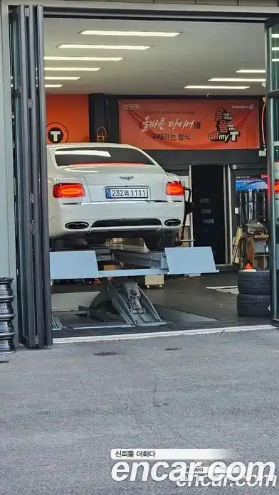 Bentley Flying Spur 2016 4.0 гидро в Москве № 387203, миниатюра 12