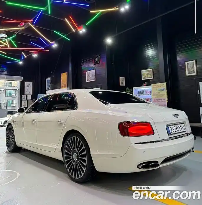Bentley Flying Spur 2016 4.0 гидро в Москве № 387203, фото 17