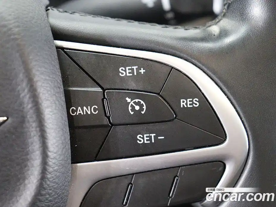 Chrysler 200 2015 2.4 гидро в Москве № 407540, фото 12