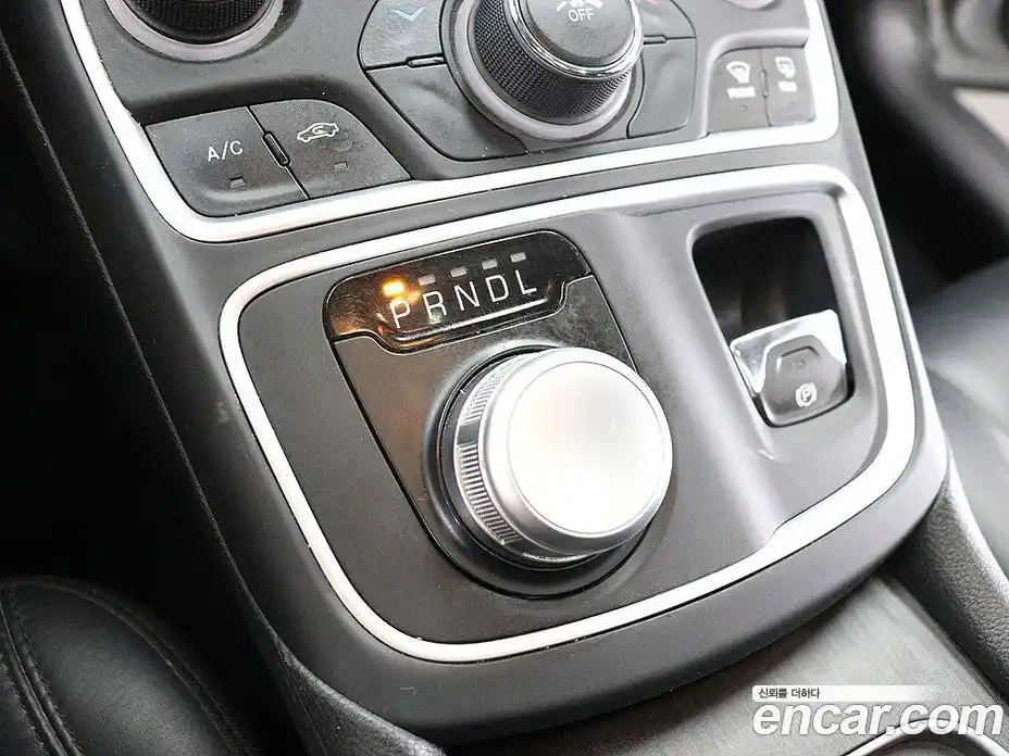 Chrysler 200 2015 2.4 гидро в Москве № 407540, фото 10