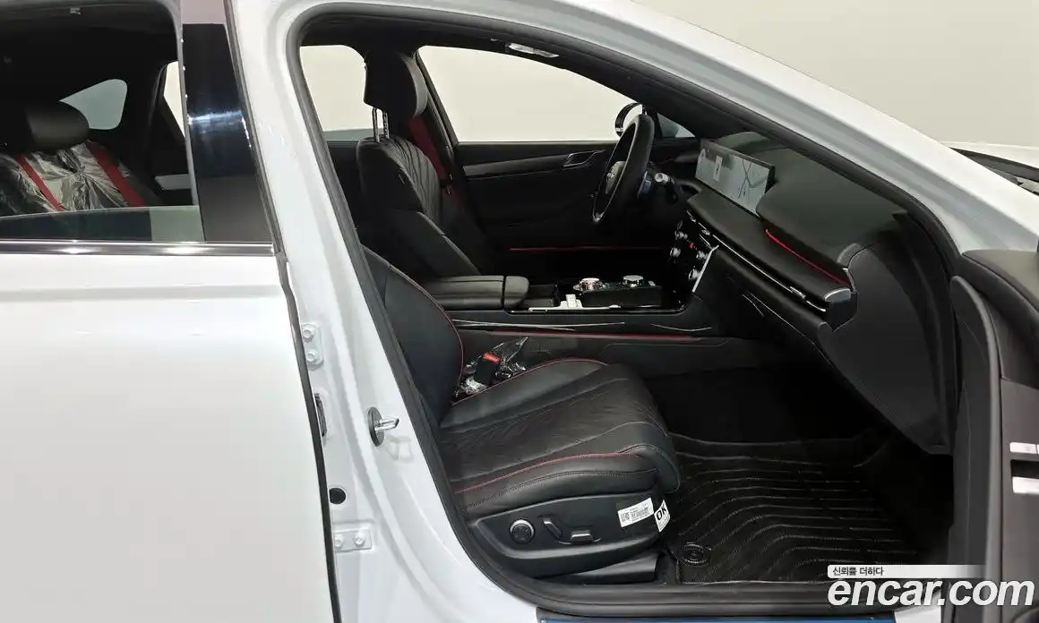 Genesis G80 2024 2.5 гидро в Москве № 82552, фото 11
