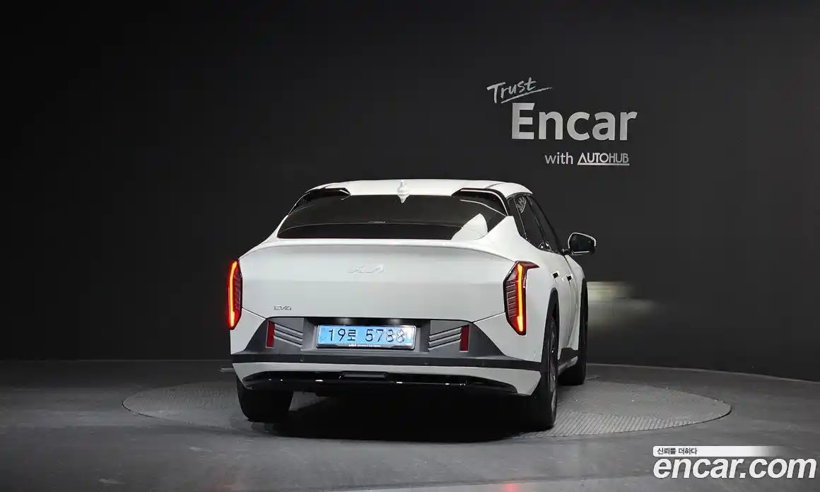 Kia EV4 2025 0.2 гидро в Москве № 9763, фото 4