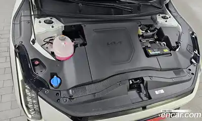 Kia EV4 2025 0.2 гидро в Москве № 9763, миниатюра 6