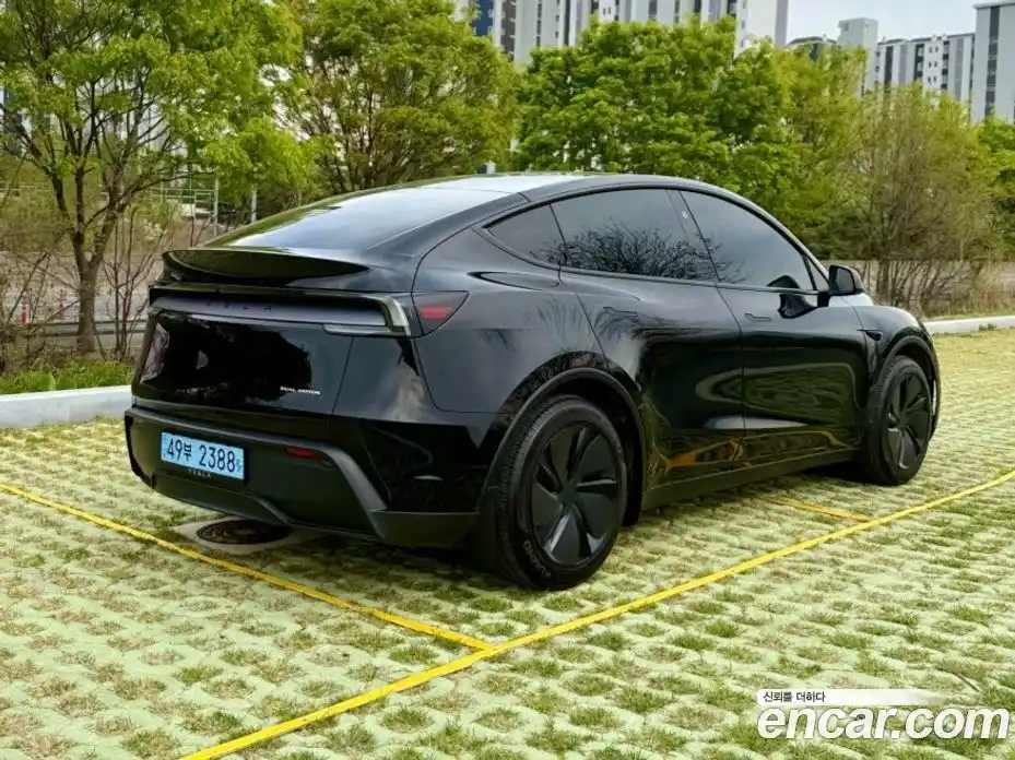 Tesla Model Y 2025 0.2 гидро в Москве № 1349962, фото 5