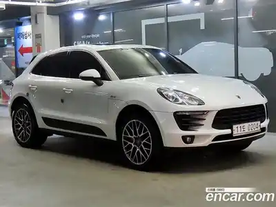 Porsche Macan, 2016